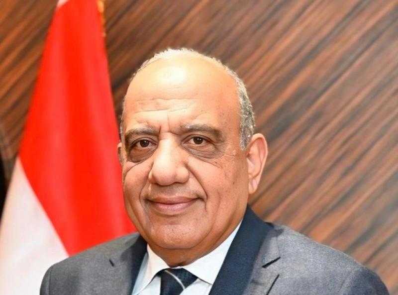 وزارة الكهرباء تعلن تفاصيل تعرض موكب الوزير لحادث مروري أثناء توجهه إلى الإسكندرية