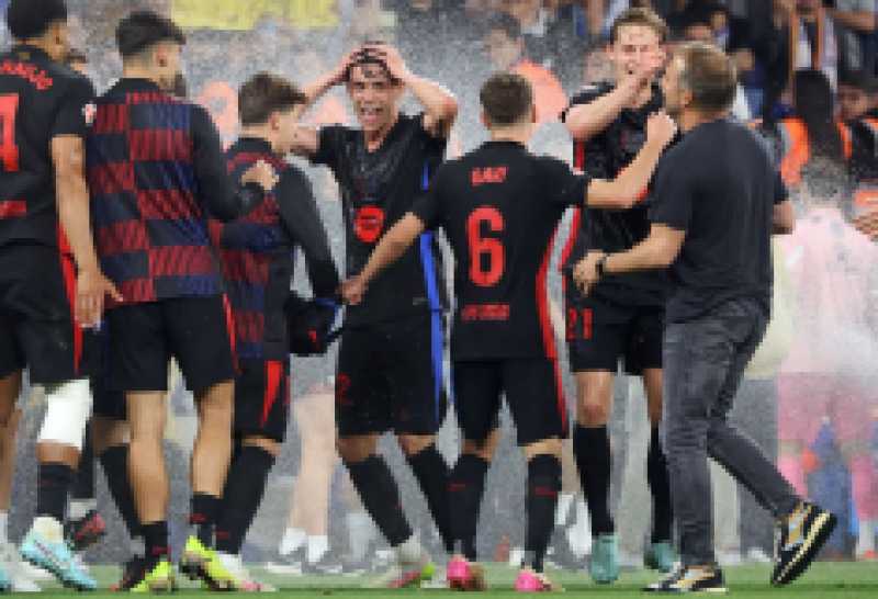 برشلونة يعلن قائمته لجولة آسيا 2025 بعد حل أزمة مباراة فيسيل كوبي