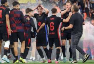 برشلونة يعلن قائمته لجولة آسيا 2025 بعد حل أزمة مباراة فيسيل كوبي