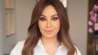 إليسا تتألق في حفلة غنائية بجدة