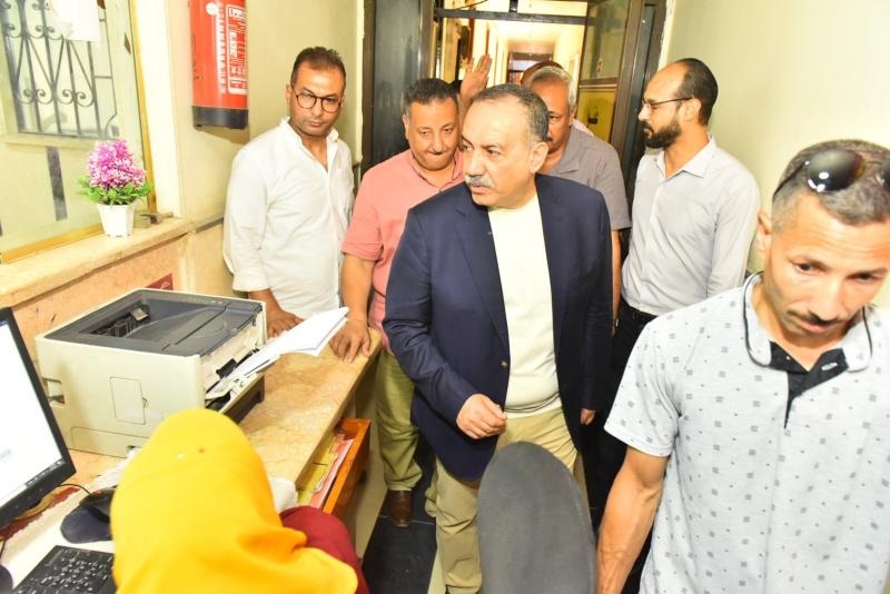 محافظ أسيوط 