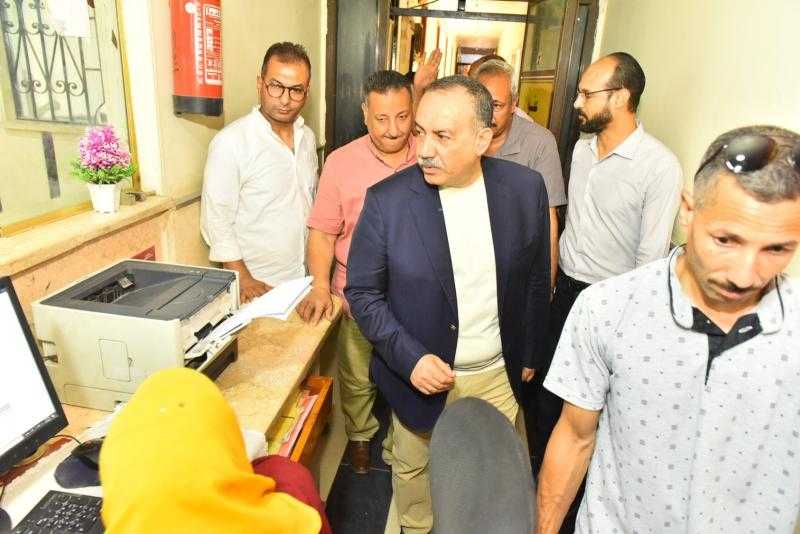 محافظ أسيوط يتفقد المركز التكنولوجي بأبوتيج لمتابعة تنفيذ منظومتي التقنين والتصالح