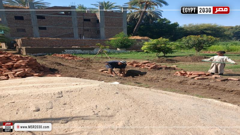قرية المريس بمركز الطود بمحافظة الأقصر 