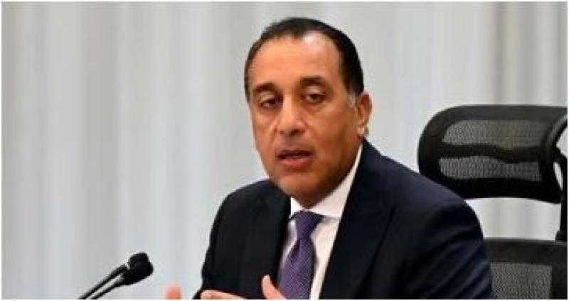 رئيس الوزراء يتفقد عددا من المشروعات بالساحل الشمالى