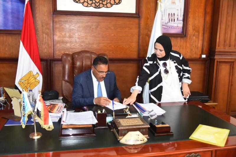 محافــظ مطروح يعتمد  المرحلة الثانية لتنسيق القبول بمدارس التعليم الثانوى الفنى للعام الدراسي ٢٠٢٥/ ٢٠٢٦