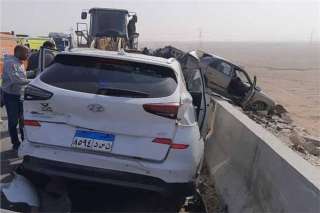 مصرع لواء شرطة وإصابة اثنين من الأمناء في حادث انقلاب سيارة بطريق سمالوط الصحراوي