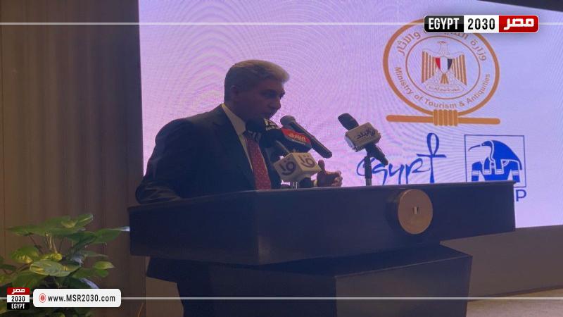 وزير السياحة والآثار يطلق منصة التدريب الإلكترونية