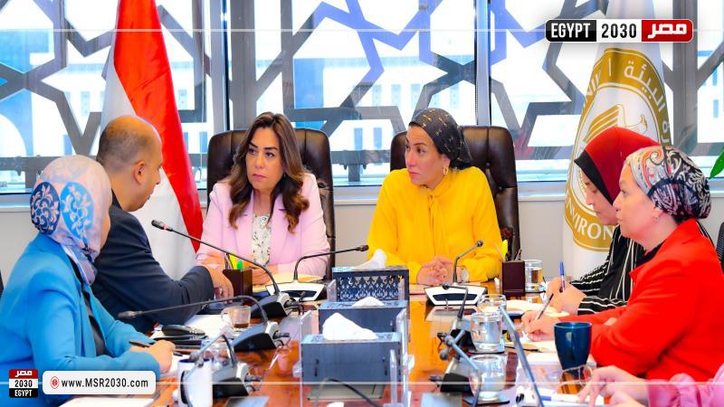 الدكتورة منال عوض 