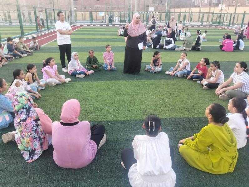 محافظ أسيوط: تكثيف الأنشطة الصيفية بمراكز الشباب ومعسكرات رياضية لتأهيل الفتيات وتنمية مهاراتهن