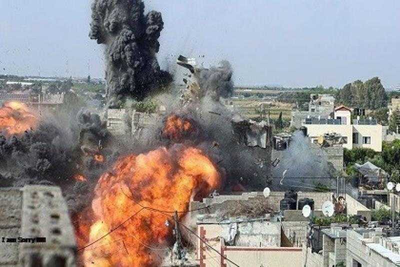 غزة تحت نيران القصف والمجاعة تحصد أرواح الأطفال.. تفاصيل