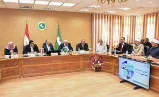 تنفيذي الشرقية يكرم أبطال حرب أكتوبر المجيدة والمتبرعين للصالح العام بإطلاق أسماؤهم علي مدارس المحافظة