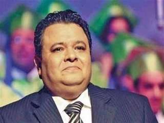 فنانو مصر يواسون خالد جلال في وداع شقيقه