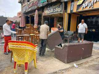 السكرتير العام المساعد لمحافظة بورسعيد يتابع أعمال إزالة الإشغالات من شارع 23 ديسمبر بحي الضواحي