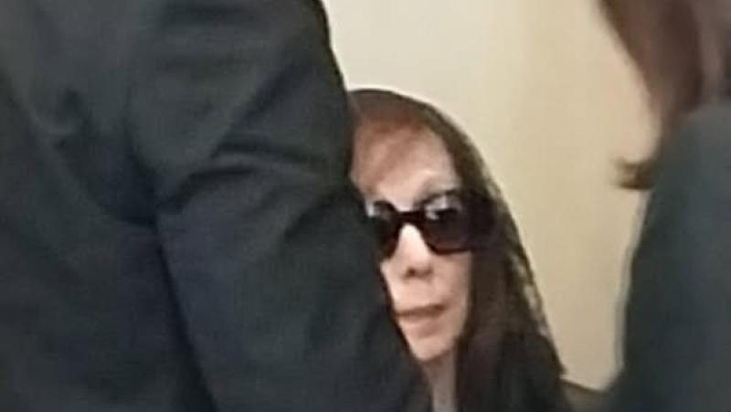 فيروز 