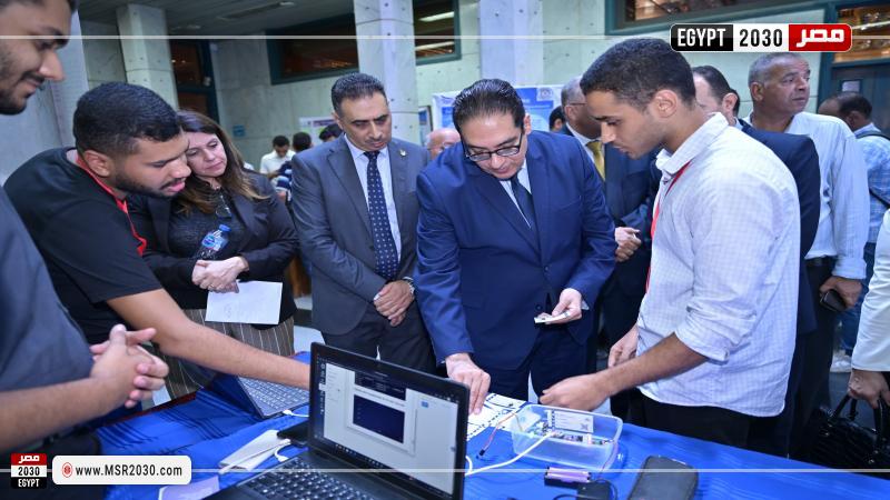 رئيس جامعة القاهرة