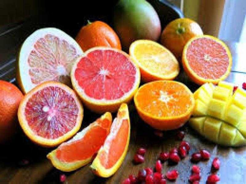 أطعمة ومشروبات تخلصك من رائحة العرق