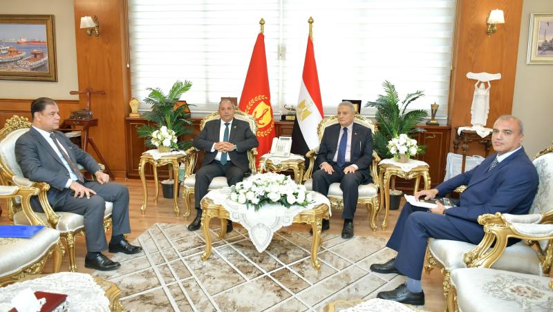 محافظ بورسعيد 
