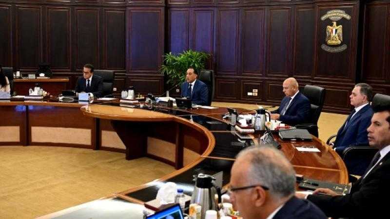 رئيس الوزراء يوجه بمراجعة شاملة لشبكات الكهرباء بعد عطل جزيرة الذهب