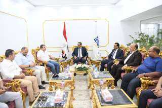 محافظ قنا يبحث مع رئيس هيئة الإسعاف مشروع إنشاء مقر متكامل للهيئة بالمحافظة
