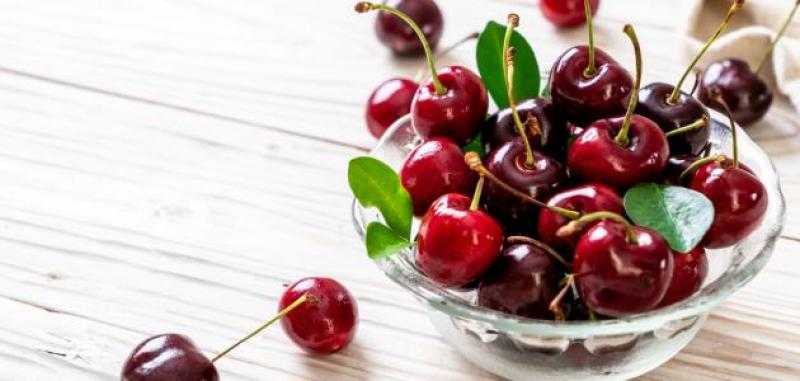 يعالج النقرس ويقوي المناعة.. فوائد الكريز