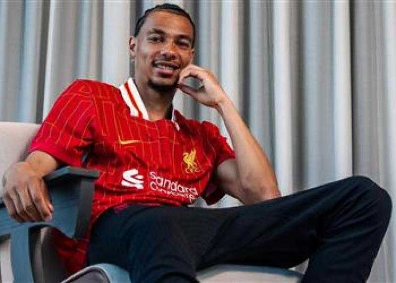 ليفربول يكشف عن أرقام قمصان لاعبيه الجدد استعدادًا للموسم الجديد