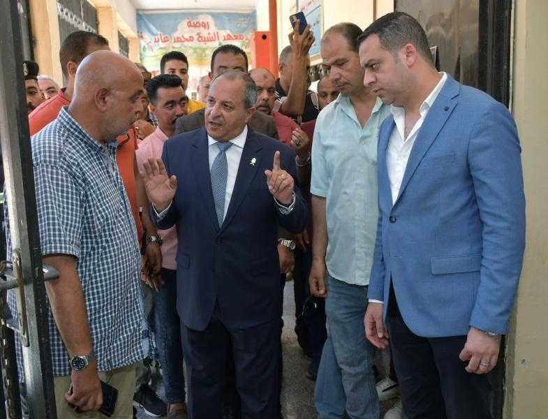 محافظ بورسعيد يتابع الاستعدادات النهائية لانتخابات مجلس الشيوخ بعدد من المقار الانتخابية