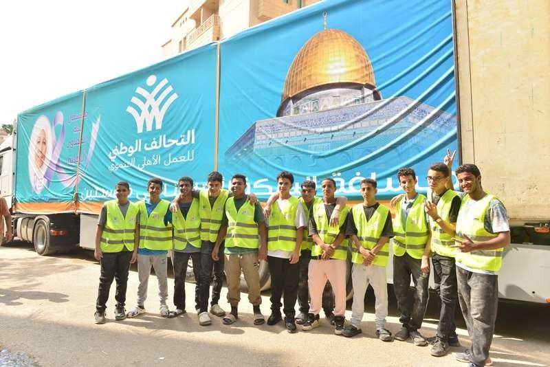 ”الباقيات الصالحات” تنهي تجهيز شاحنات مساعدات لدعم الأشقاء في غزة