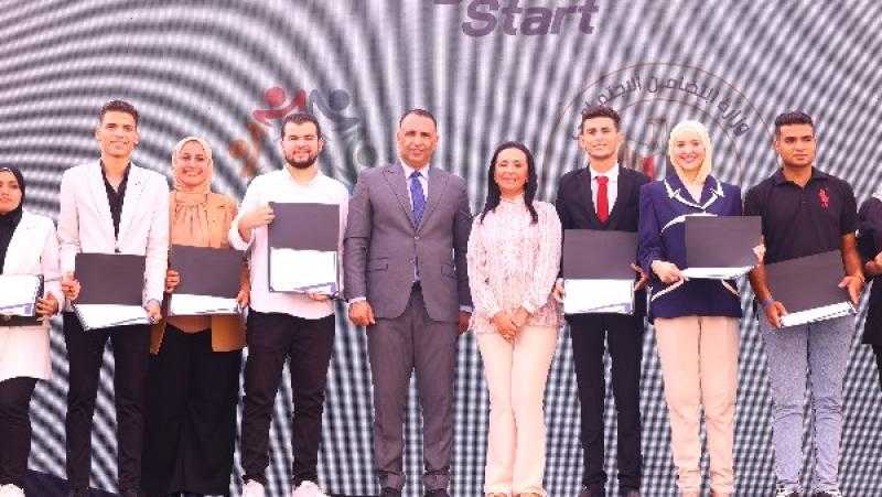 تكرم الجامعات المشاركة في مشروع وحدات التضامن الاجتماعي بالجامعات وأفضل المتطوعين