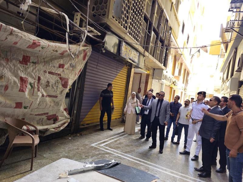 النيابة الإدارية تحقق في انفجار مطعم ومشاجرة بين عاملين بمحلات بسوهاج