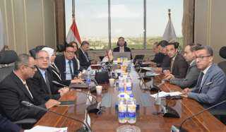 وزير التموين يجتمع مع رؤساء مجالس إدارات شركات مضارب رشيد وكفر الشيخ والبحيرة لمتابعة منظومة العمل
