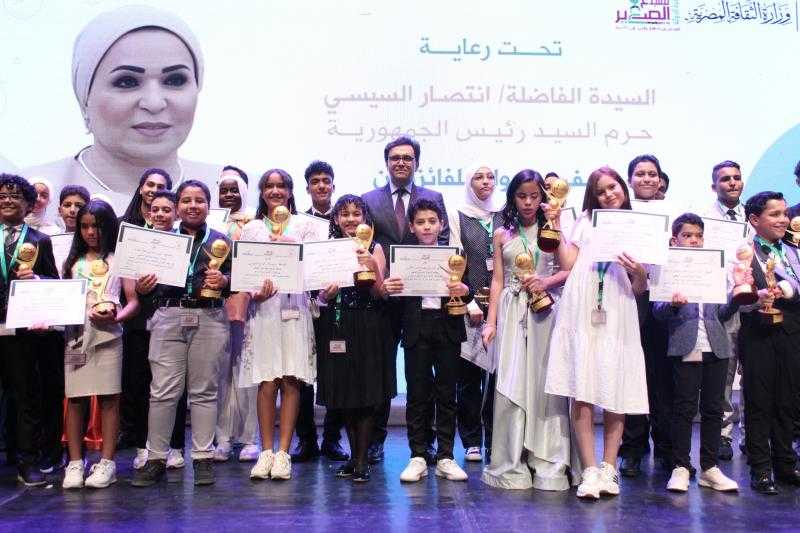 وزير الثقافة يُكرم الفائزين بجائزة الدولة للمبدع الصغير 2025م ويعلن عن حزمة من المبادرات لصقل قدراتهم الإبداعية