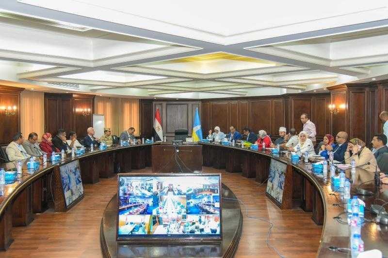 محافظ الإسكندرية يتابع سير انتخابات مجلس الشيوخ 2025 من غرفة العمليات الرئيسية خلال يومي 4 و5 أغسطس