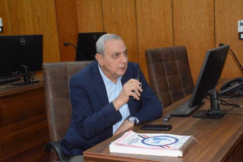 محافظ الغربية يتابع سير انتخابات مجلس الشيوخ من مركز سيطرة الشبكة الوطنية للطوارئ والسلامة العامة