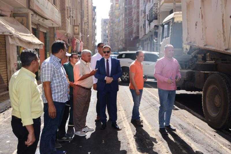 محافظ المنوفية يتفقد أعمال الرصف والتطوير بمتفرعات شارع مصطفى النجار