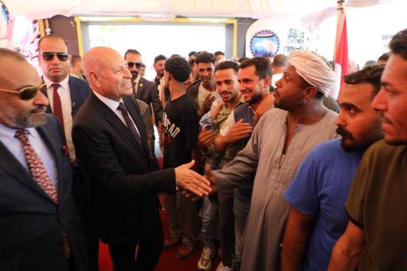 محافظ القاهرة يتفقد عددًا من اللجان الانتخابية للاطمئنان على سير العملية الانتخابية في انتخابات مجلس الشيوخ