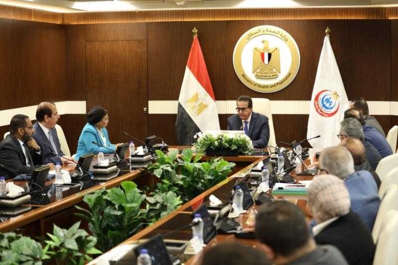 وزير الصحة يترأس اجتماعًا دوريًا لمتابعة كفاءة تقديم  الخدمات الصحية