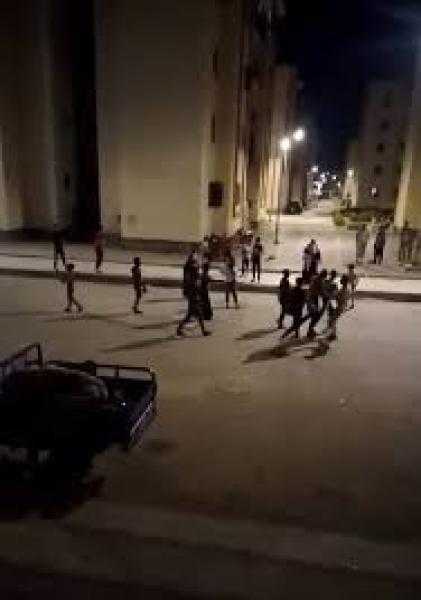 إصابة سائق بطعنة في مشاجرة داخل موقف العاشر من رمضان
