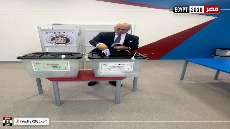 رئيس جامعة عين شمس