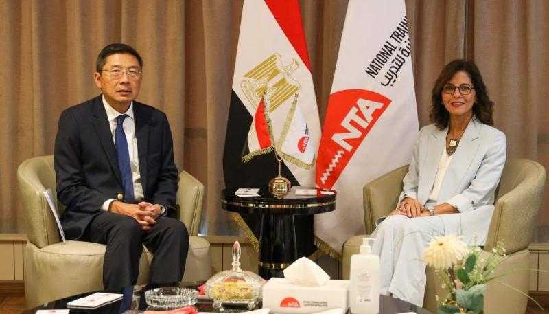 الأكاديمية الوطنية للتدريب تستقبل سفير سنغافورة