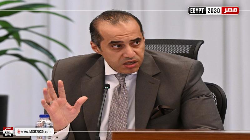  المستشار محمود فوزي، وزير الشئون النيابية والقانونية 