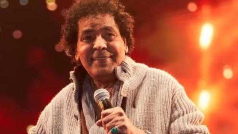 محمد منير يطمئن جمهوره بعد وعكته الصحية ويؤكد عودته الفنية قريبًا