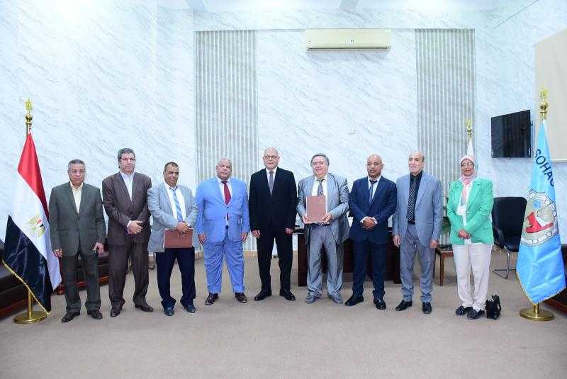 الاولى من نوعها بصعيد مصر..لجنة الاعلى للجامعات تتفقد كلية الدراسات الأفروآسيوية العليا بجامعة سوهاج