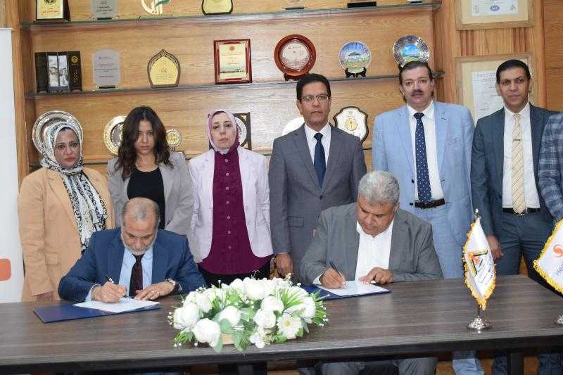 رئيس جامعة بنها يشهد توقيع بروتوكول تعاون بين كلية الحاسبات والذكاء الاصطناعى وشركة هيلث انسايتس