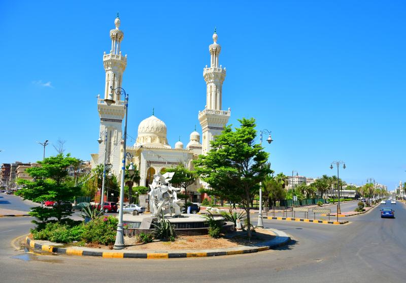 شارع عاطف السادات بحي الشرق ببورسعيد 