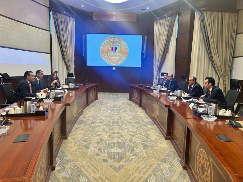 وزيرا الخارجية والاستثمار يؤكدان أهمية دعم الصادرات والاستثمارات المصرية في الخارج