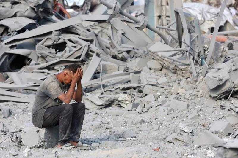 الرئيس الفلسطيني يشيد بموقف مصر الرافض لتهجير الفلسطينيين