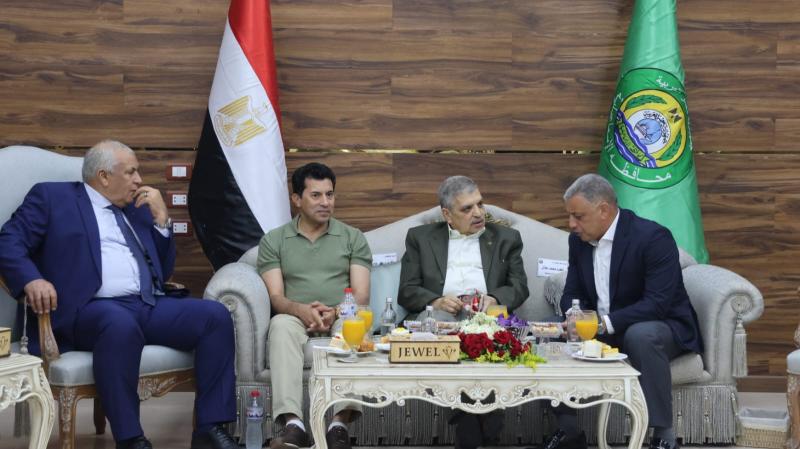محافظ الإسماعيلية 