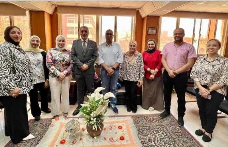 نقيب صيادلة الإسكندرية ومدير مرفق الإسعاف يهنئا وكيل وزارة الصحة ويبحثا سبل التعاون لتطوير الخدمات الصحية