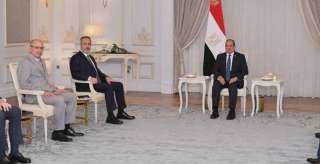 السيسي ووزير خارجية تركيا يبحثان تعزيز التعاون الاقتصادي وزيادة استثمارات الشركات التركية في مصر