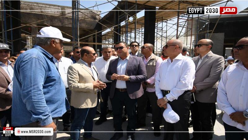 وزير الإسكان ومحافظ القاهرة يتفقدان مكونات مشروع حدائق تلال الفسطاط